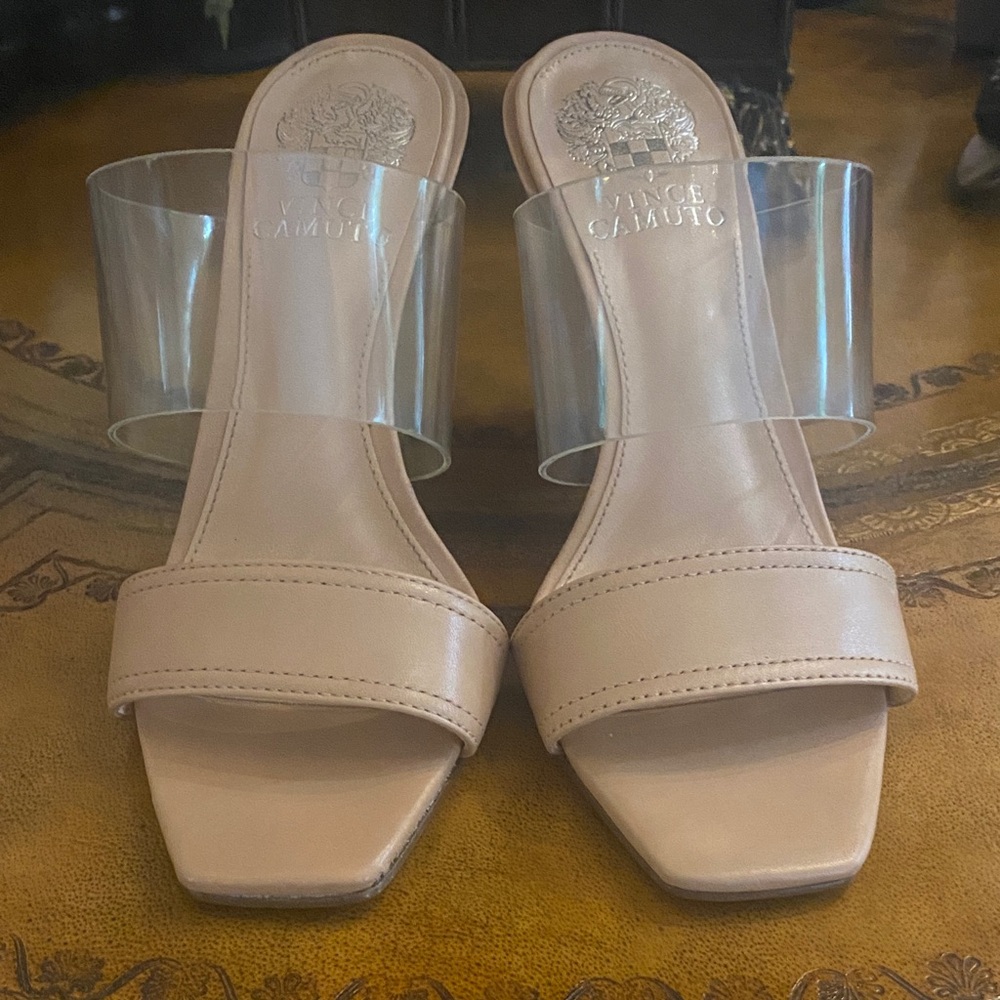 Vince Camuto Women's Cream Heeled Sandals